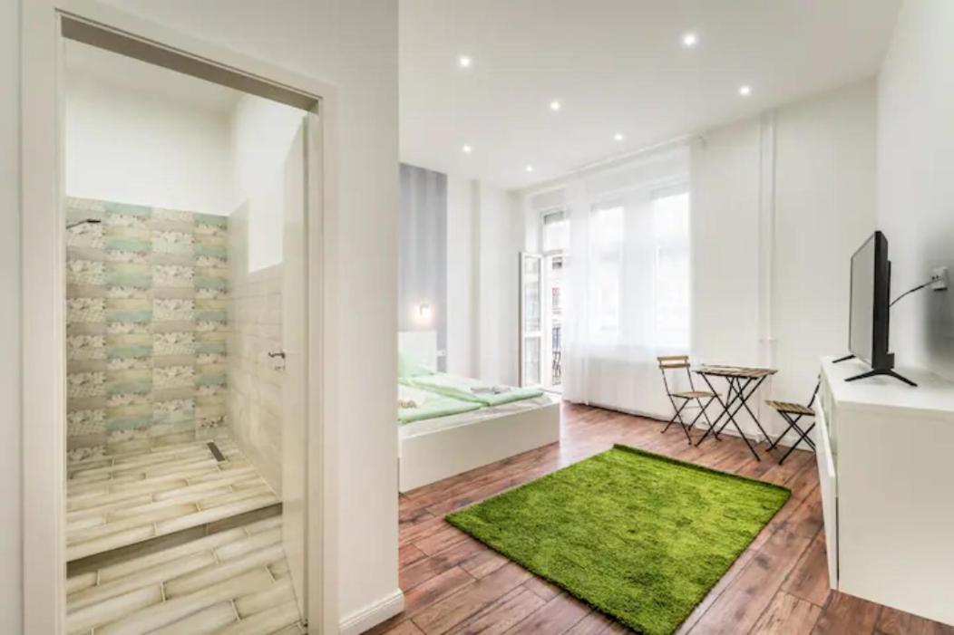 Hi-Bp Design Home Apartments In The Heart Of Budapest Exterior photo