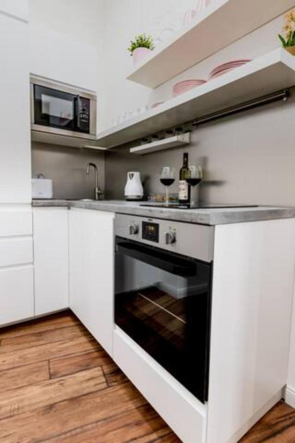Hi-Bp Design Home Apartments In The Heart Of Budapest Exterior photo